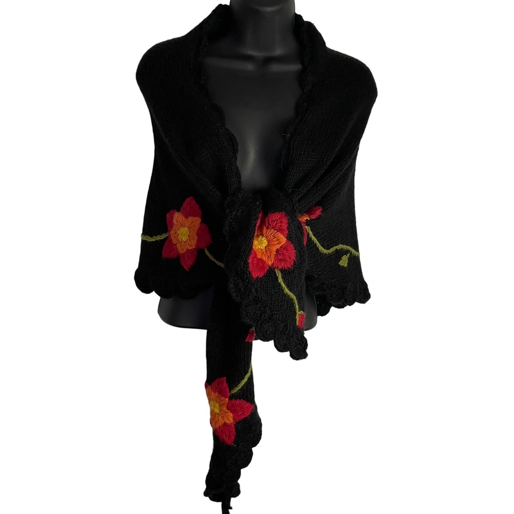 The Metropolitan Opera Womens Boho Floral Knit Shawl Black Embroidered Peru